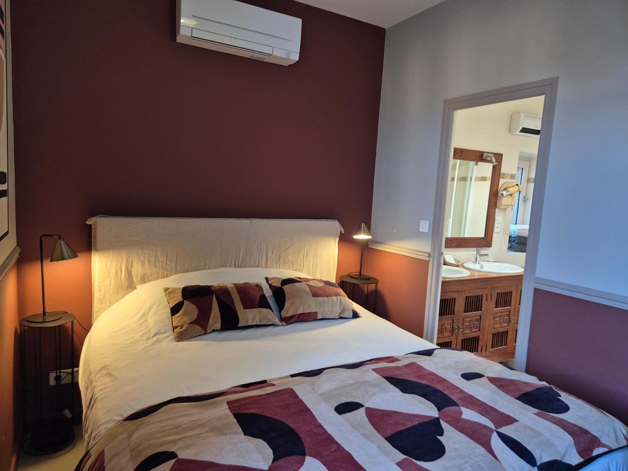 Logishotels Le Relais Du Quercy Meyssac Zewnętrze zdjęcie