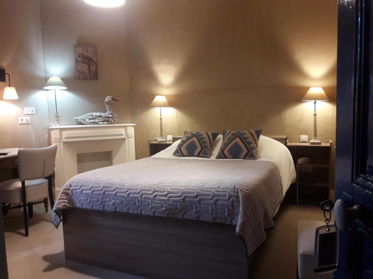Logishotels Le Relais Du Quercy Meyssac Zewnętrze zdjęcie